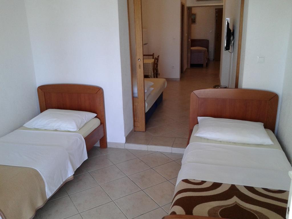 Apartments Toma Bajnice Directly Krilo 外观 照片